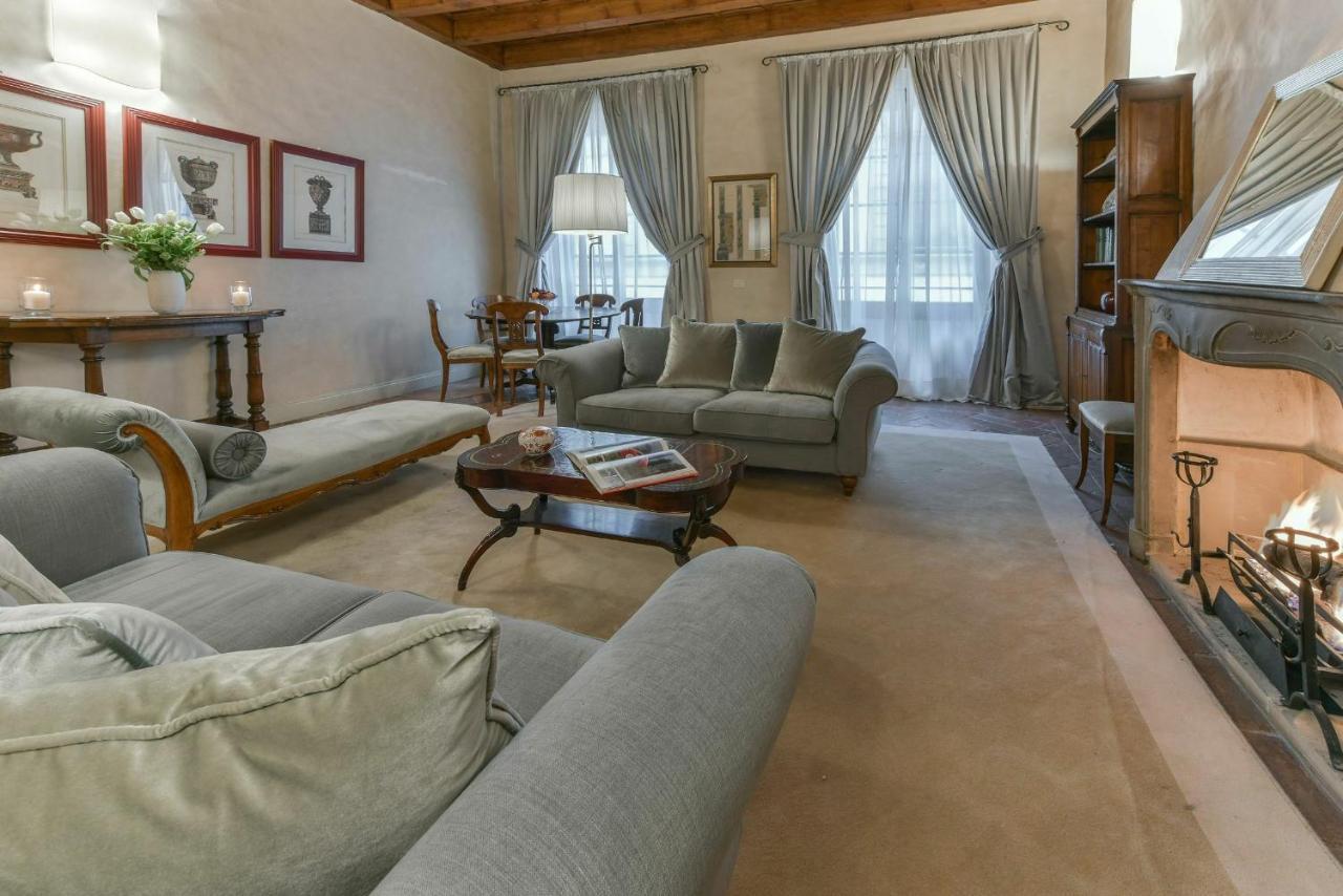 Palazzo Medici Apartments Флоренция Экстерьер фото