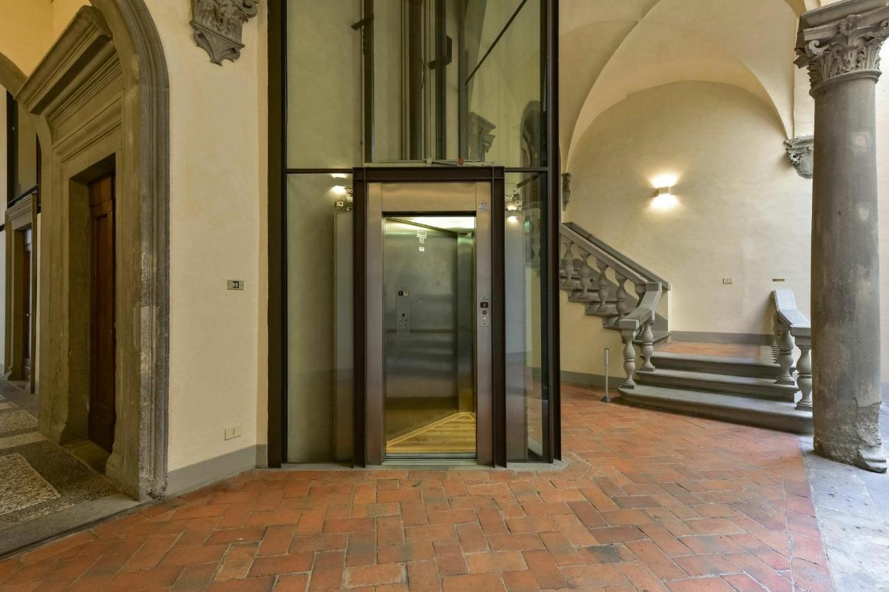 Palazzo Medici Apartments Флоренция Экстерьер фото