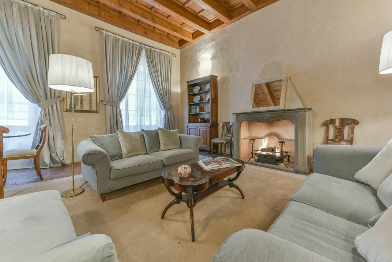 Palazzo Medici Apartments Флоренция Экстерьер фото