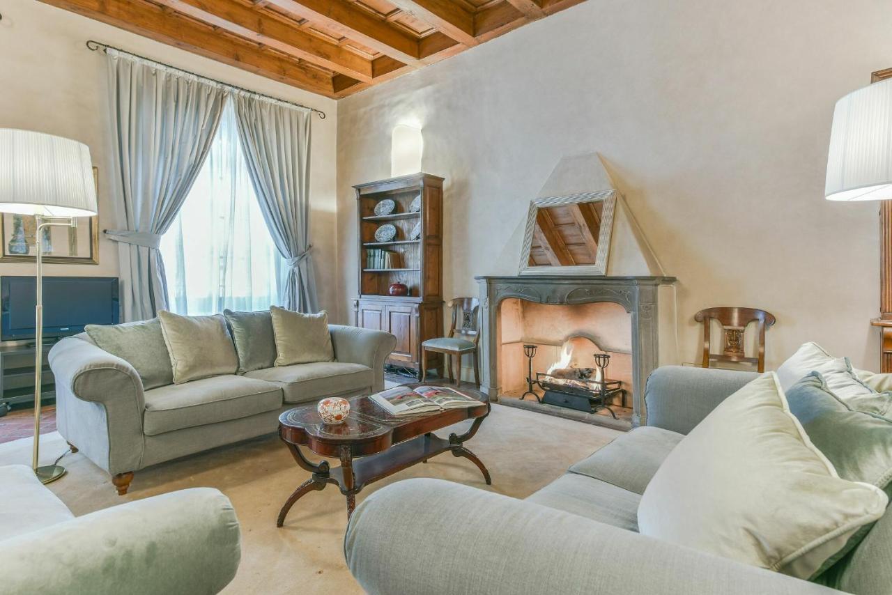 Palazzo Medici Apartments Флоренция Экстерьер фото